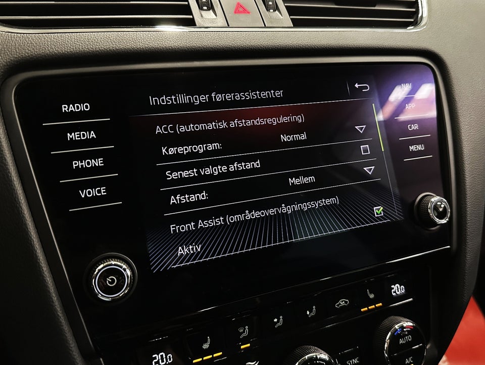 Skoda Octavia 2,0 TDi 150 Style Combi DSG 5d