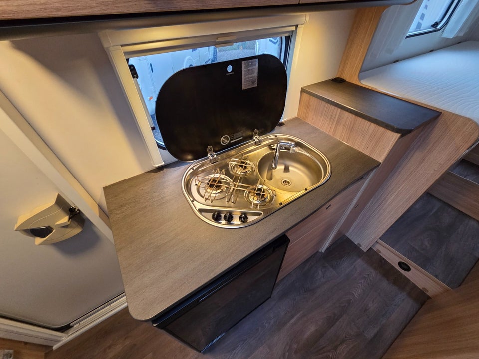 Sunlight V66 2,2 JTD 140 aut. 3d