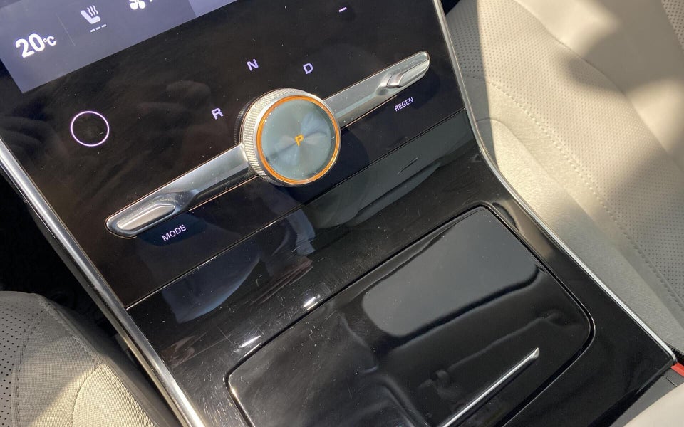 MG Marvel R Luxury 5d