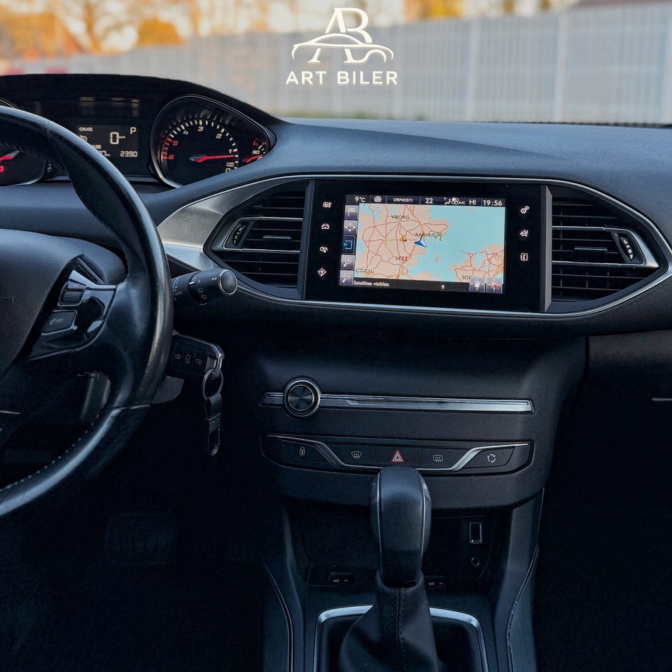 Peugeot 308 1,6 BlueHDi 120 Allure SW EAT6 5d