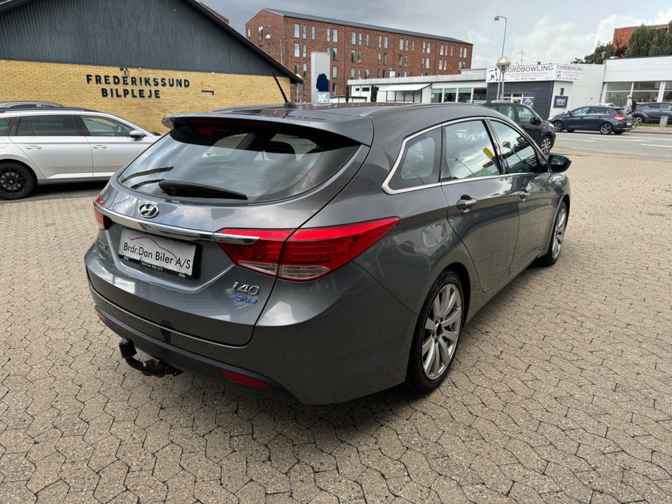 Hyundai i40 1,7 CRDi 115 Premium CW 5d