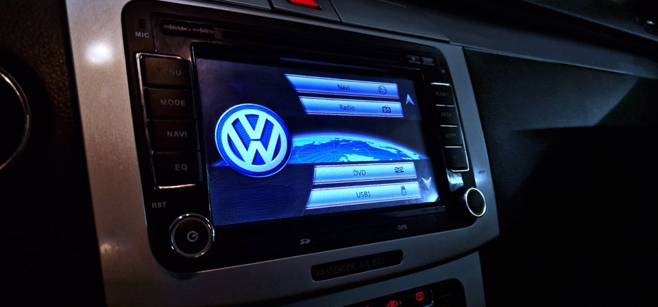 VW Passat 1,6 TDi 105 Comfortline Variant BM2 5d