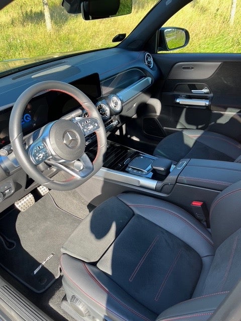 Mercedes EQB250 AMG Line 5d