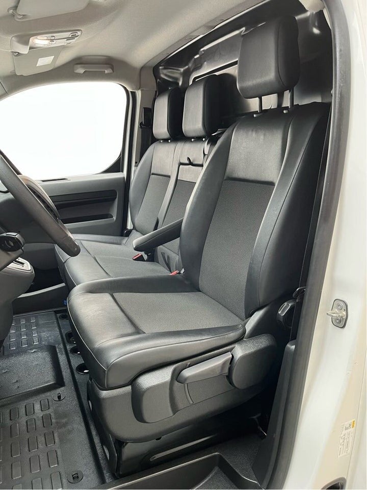 Peugeot e-Expert 50 L2 Premium Van