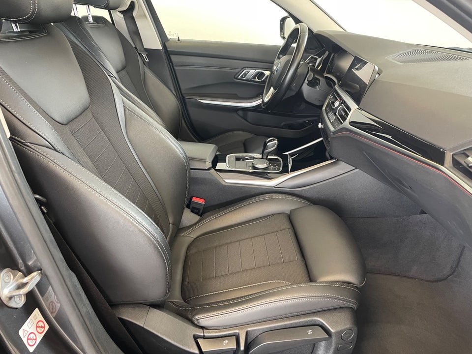 BMW 330e 2,0 Touring Sport Line aut. 5d