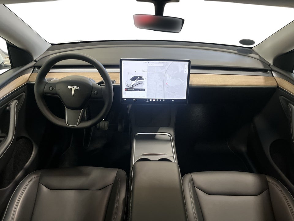 Tesla Model Y Long Range AWD 5d
