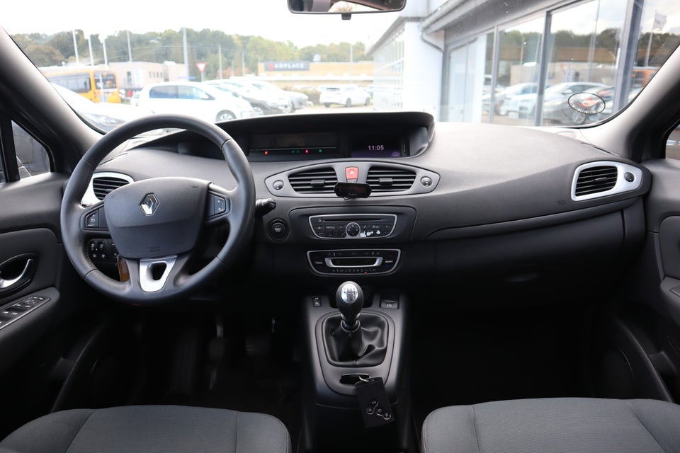 Renault Grand Scenic III 1,9 dCi 130 Dynamique 7prs 5d