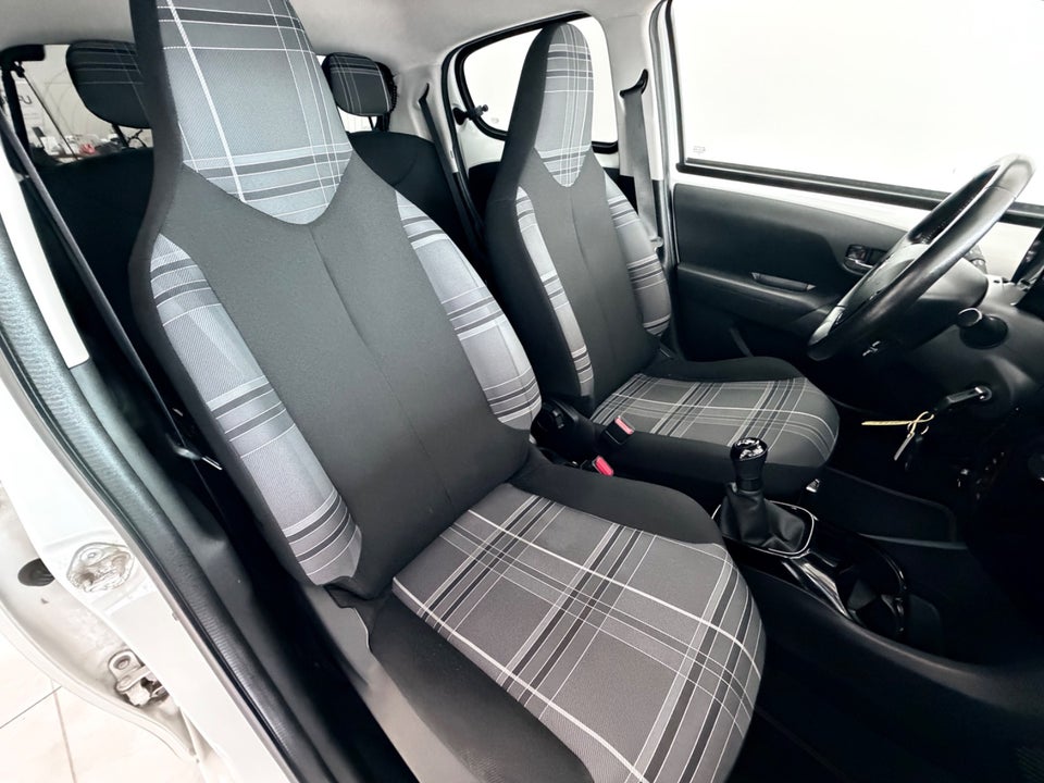 Peugeot 108 1,0 e-VTi 69 Edition+ 5d