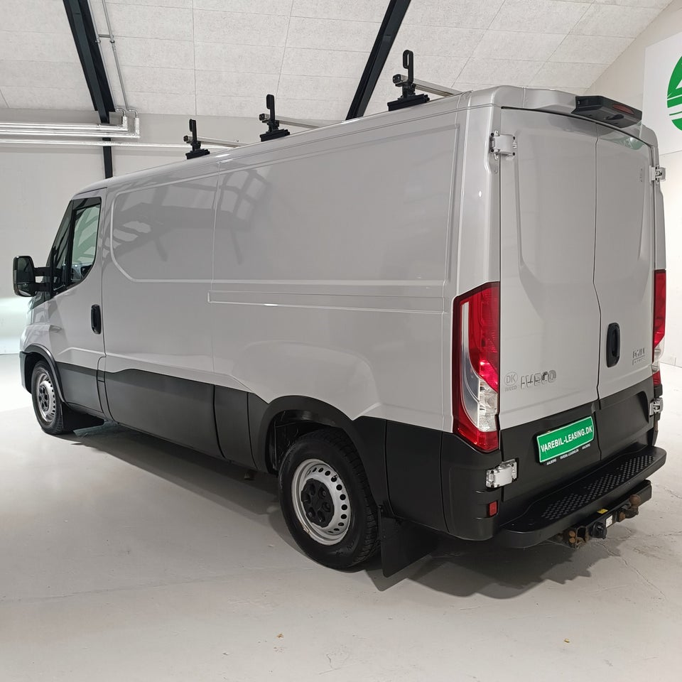 Iveco Daily 2,3 35S16 9m³ Van AG8