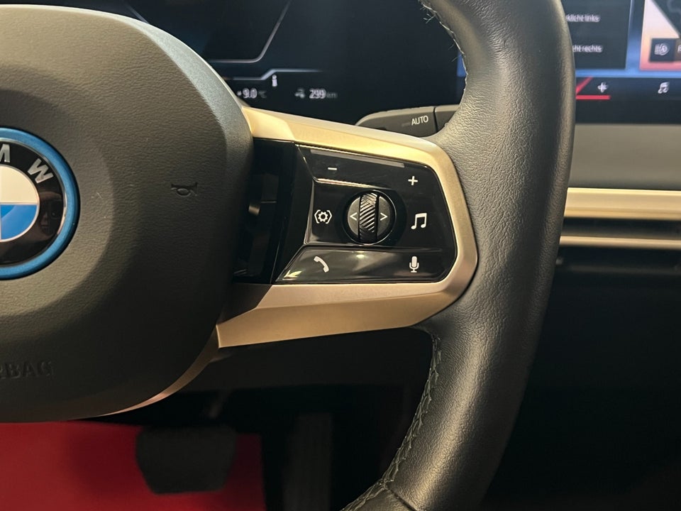 BMW iX xDrive40 Fully Charged 5d