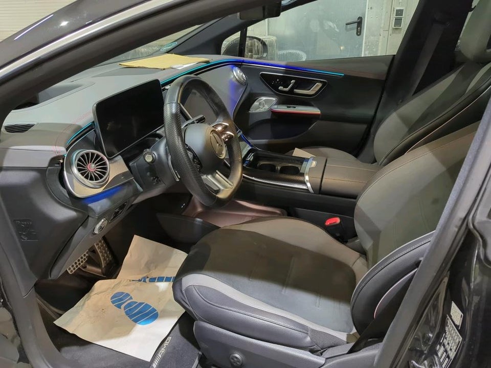 Mercedes EQE350 AMG Line Premium Plus 4d