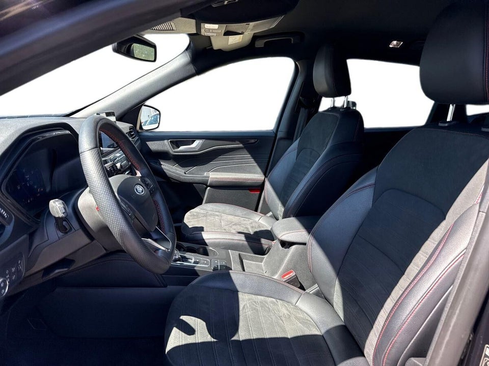 Ford Kuga 2,5 PHEV ST-Line X CVT 5d