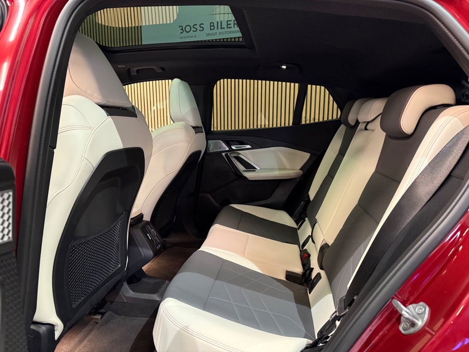 BMW iX2 xDrive30 Fully Charged M-Sport 5d