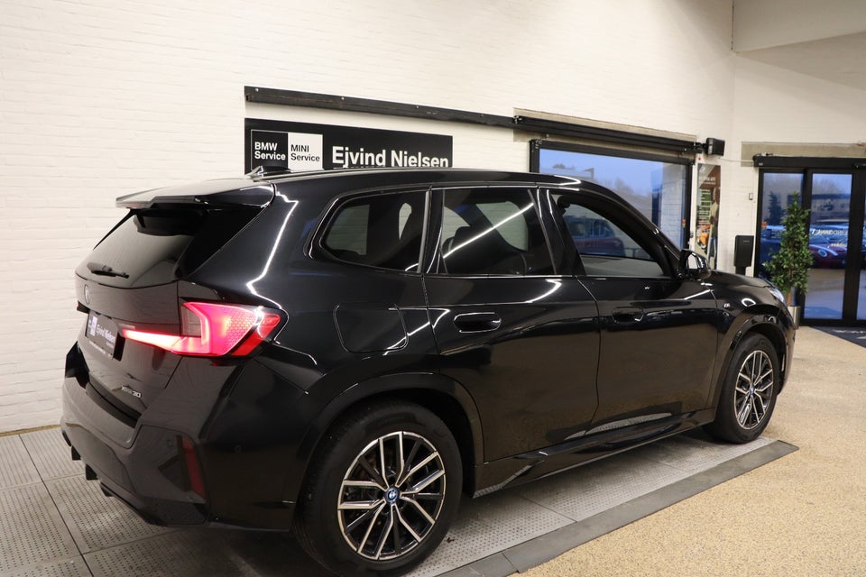 BMW iX1 xDrive30 M-Sport Premium 5d