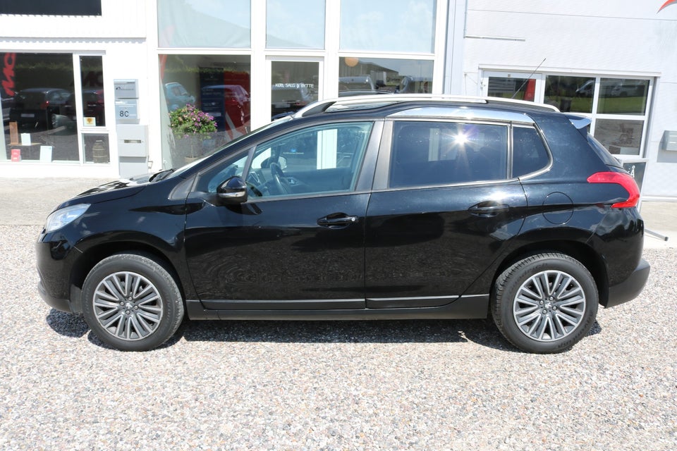 Peugeot 2008 1,2 e-THP 110 Active Sky 5d