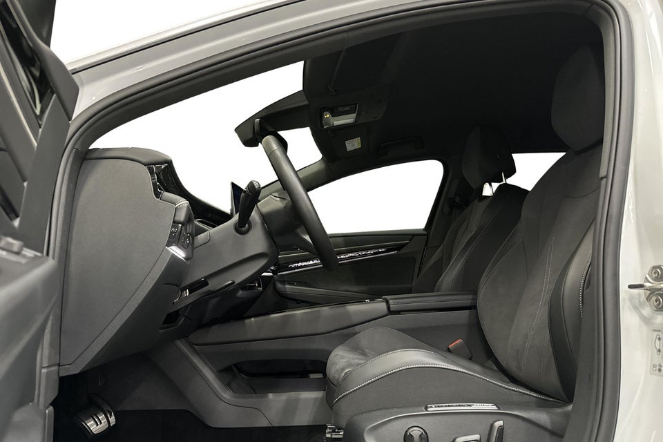 VW ID.7 77 Style+ Tourer 5d