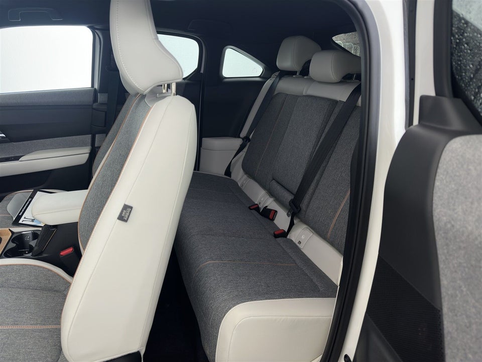 Mazda MX-30 e-SkyActiv Advantage 5d