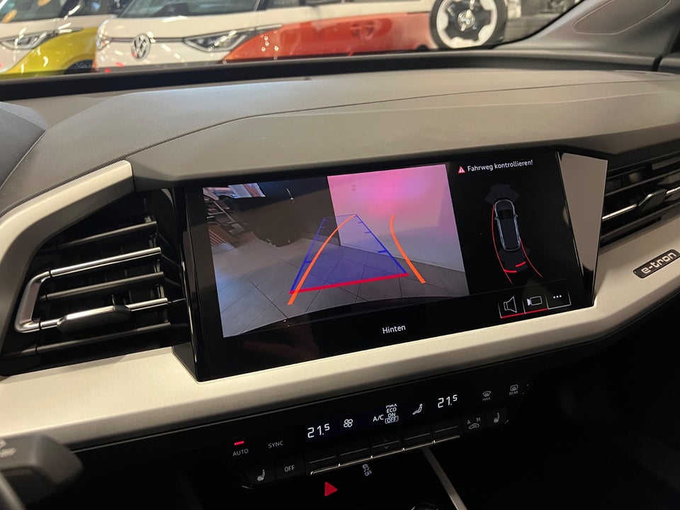 Audi Q4 e-tron 45 S-line 5d