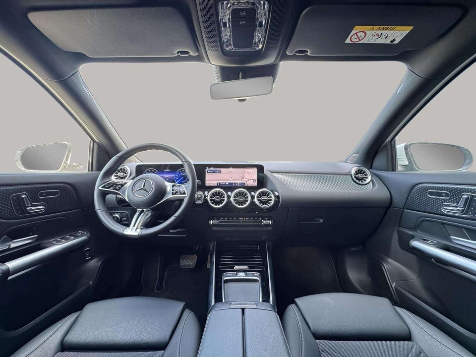 Mercedes EQA250+ Progressive 5d