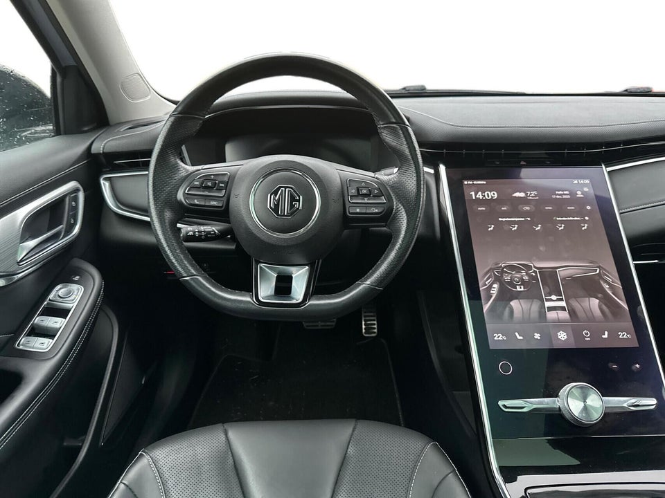 MG Marvel R Luxury 5d