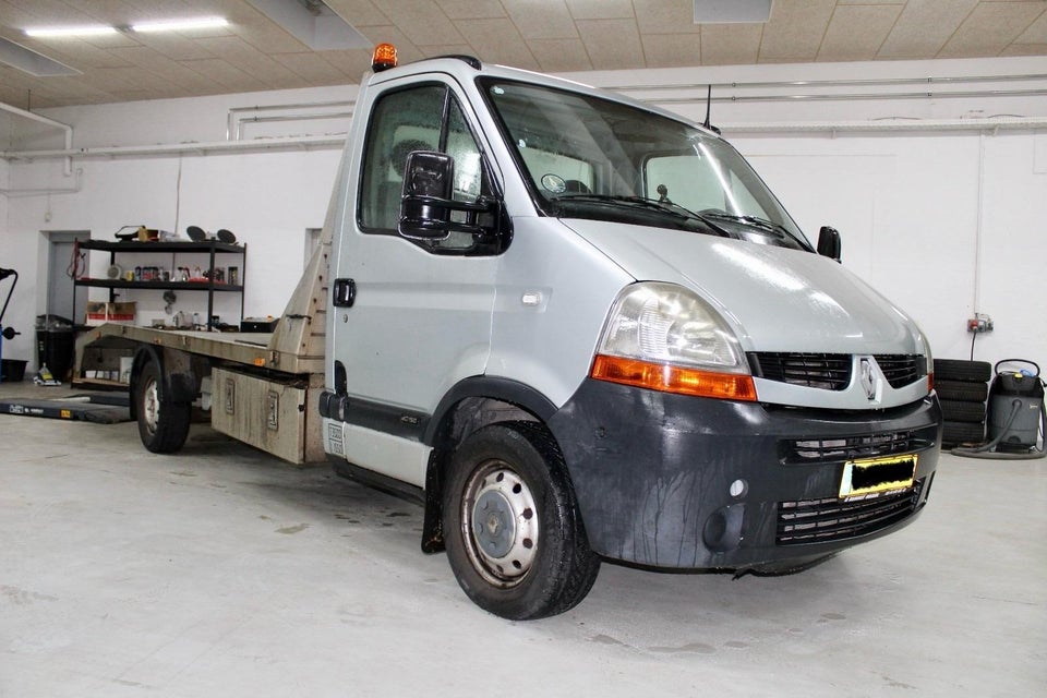 Renault Master T35 2,5 dCi 146 L2H1 Ladvogn 2d