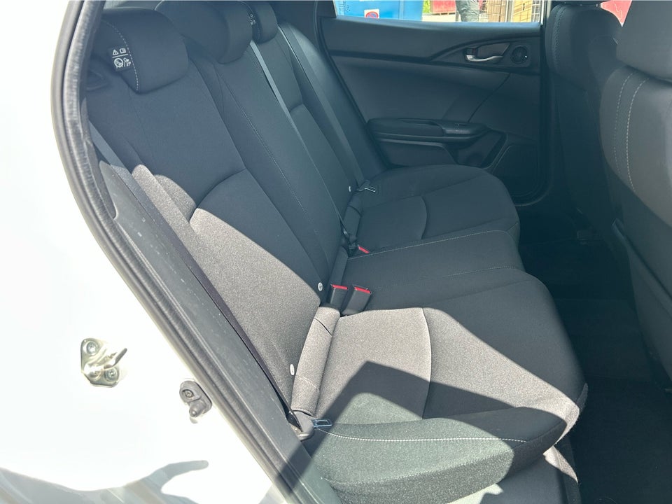 Honda Civic 1,0 VTEC Turbo Comfort 5d