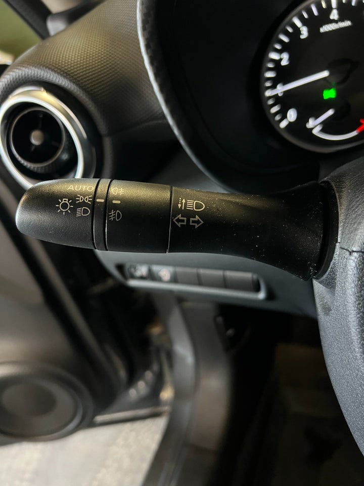 Nissan Juke 1,0 Dig-T 117 Acenta DCT 5d