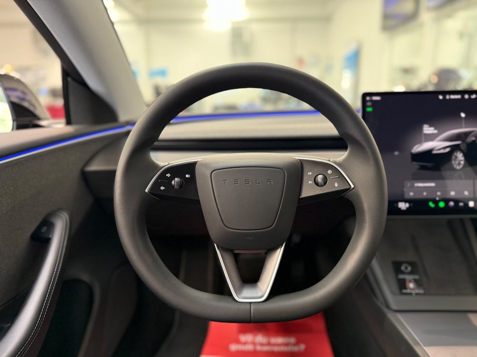 Tesla Model 3 RWD 4d