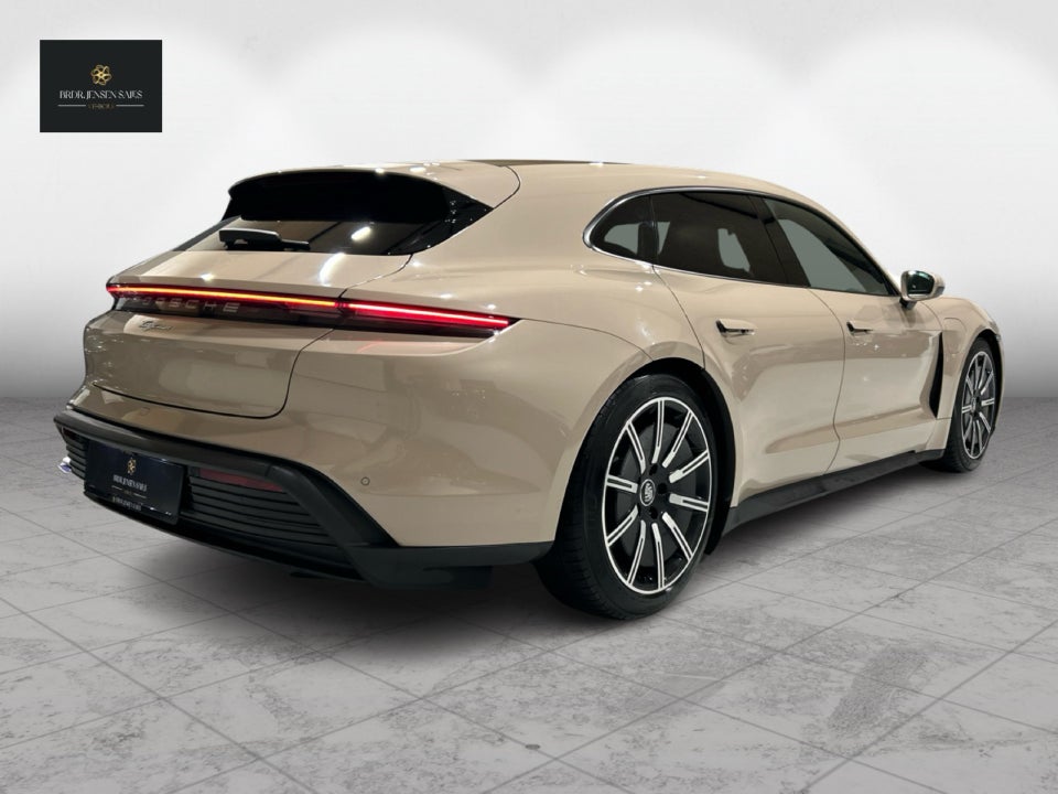 Porsche Taycan Performance+ Sport Turismo 5d
