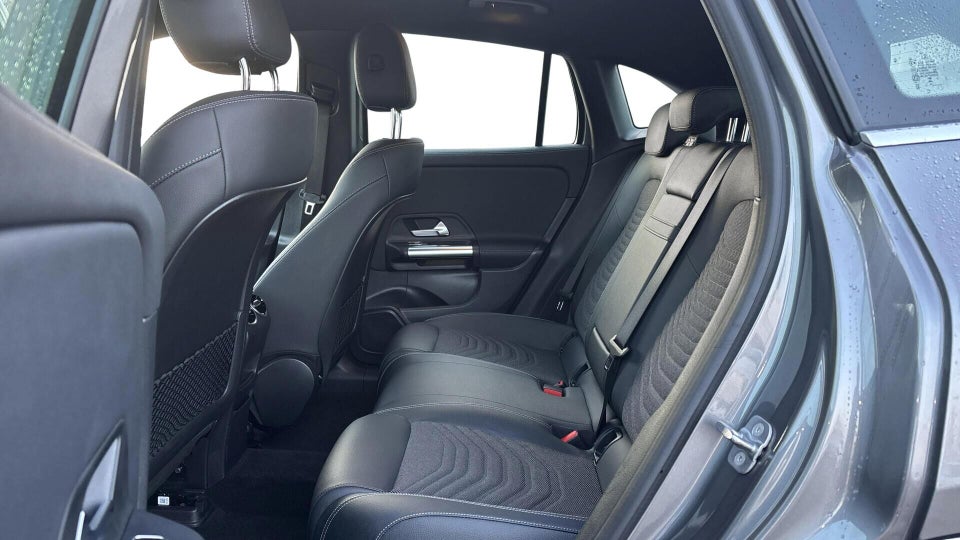 Mercedes EQA250+ Progressive 5d