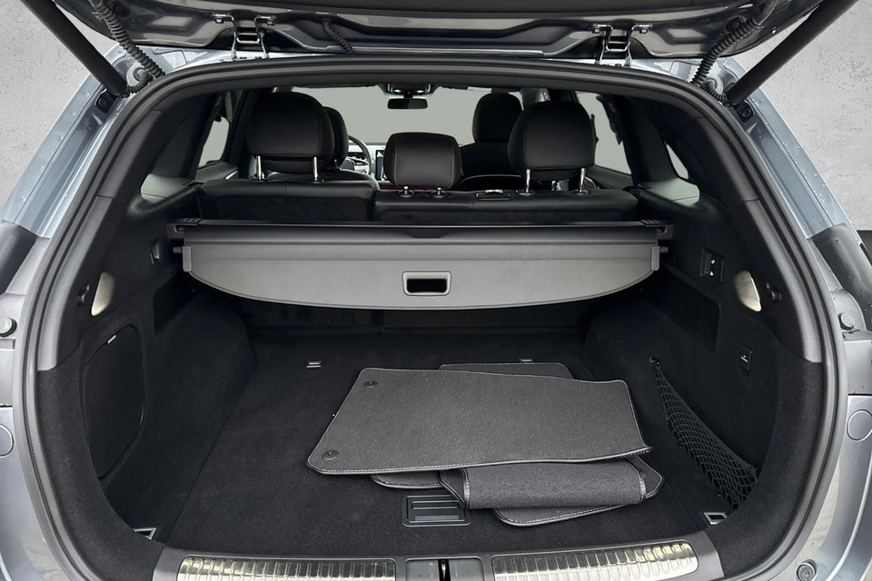 Xpeng G9 Standard Range 5d