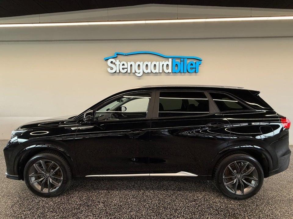 Navor E5 1,5 PHEV Rock 5d