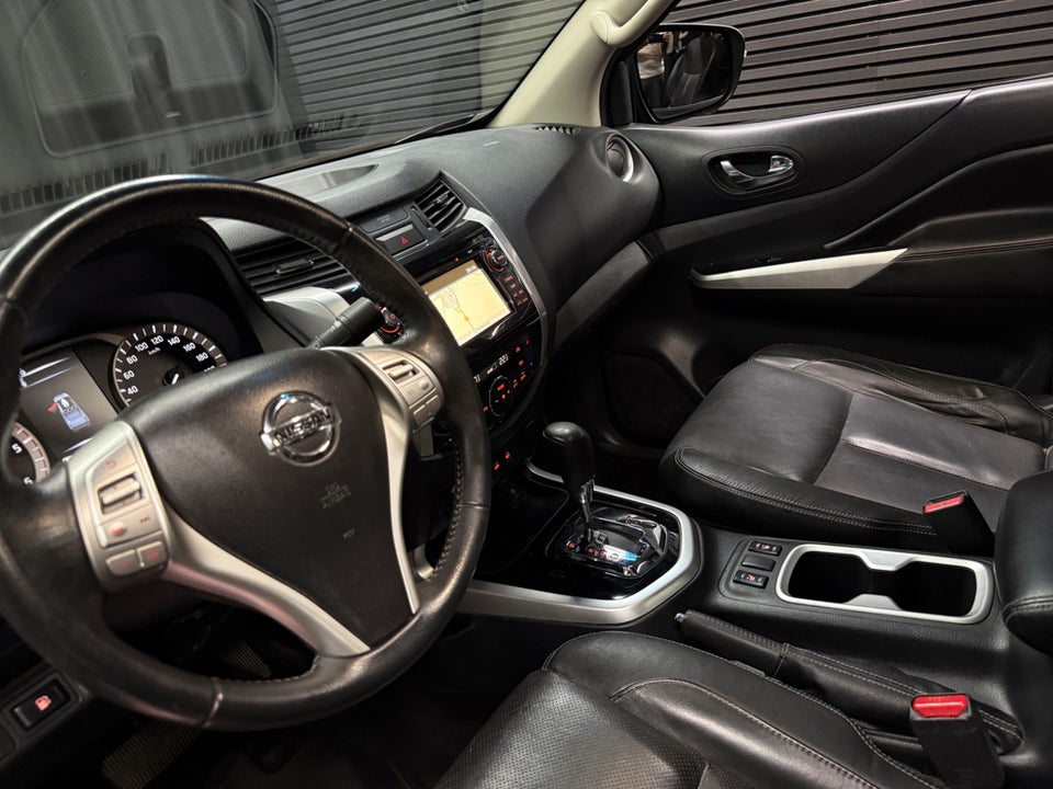 Nissan Navara 2,3 dCi 190 Db.Kab Tekna aut. 4d