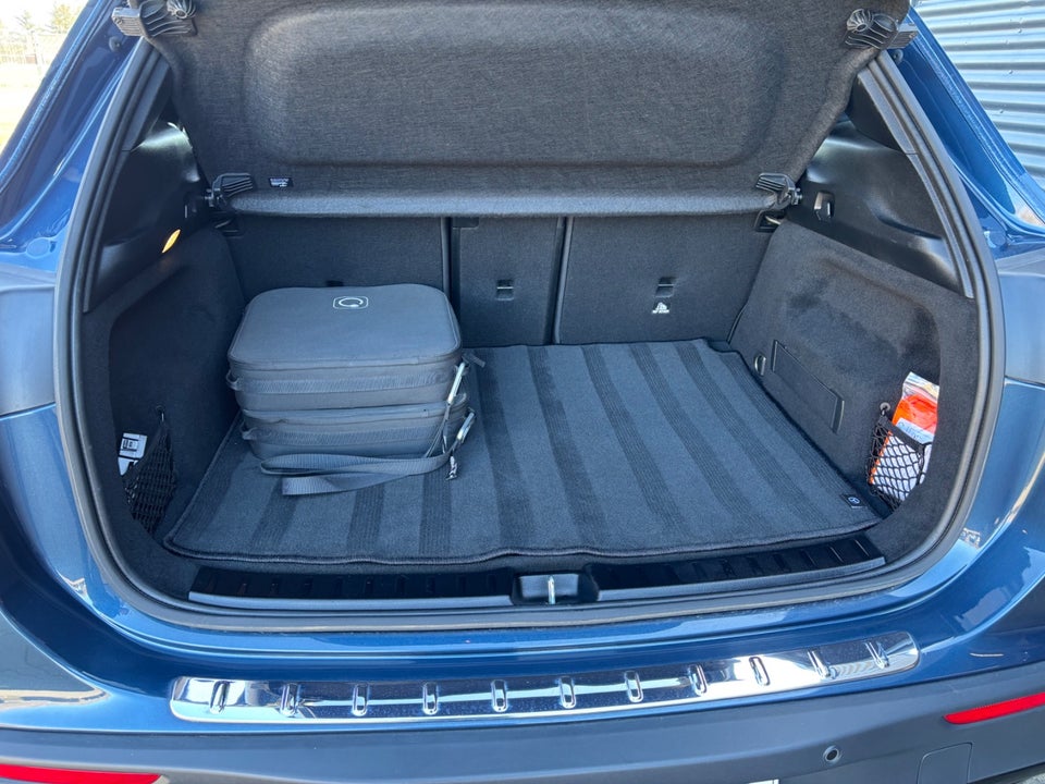 Mercedes EQA350 AMG Line 4Matic 5d