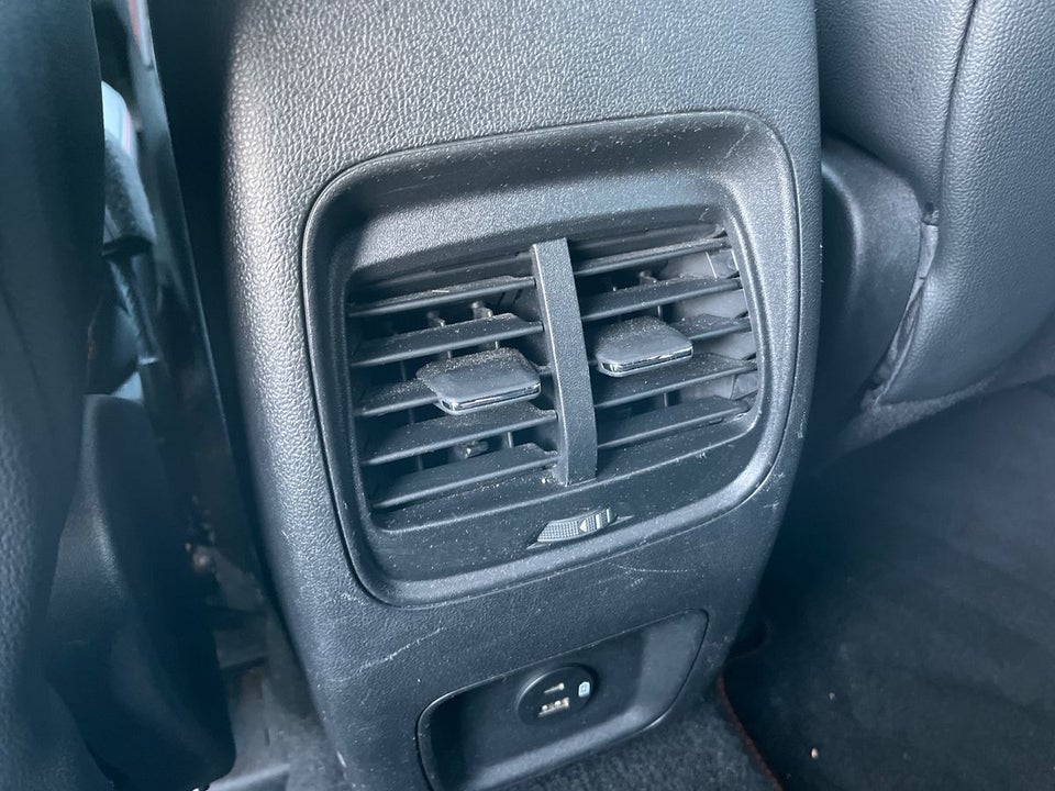 Ford Kuga 2,5 PHEV ST-Line X CVT 5d