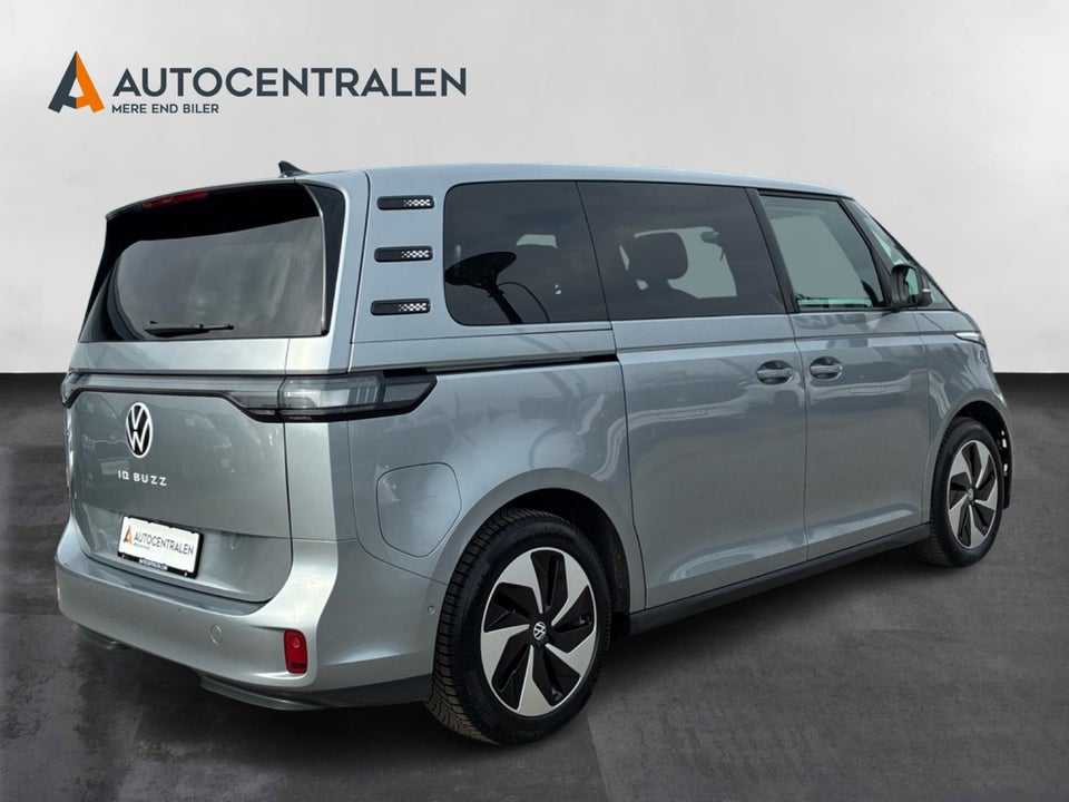 VW ID.Buzz 77 Pro SWB 5d