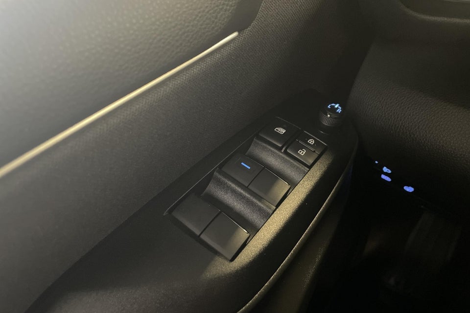 Toyota Yaris 1,5 Hybrid Active Tech e-CVT 5d