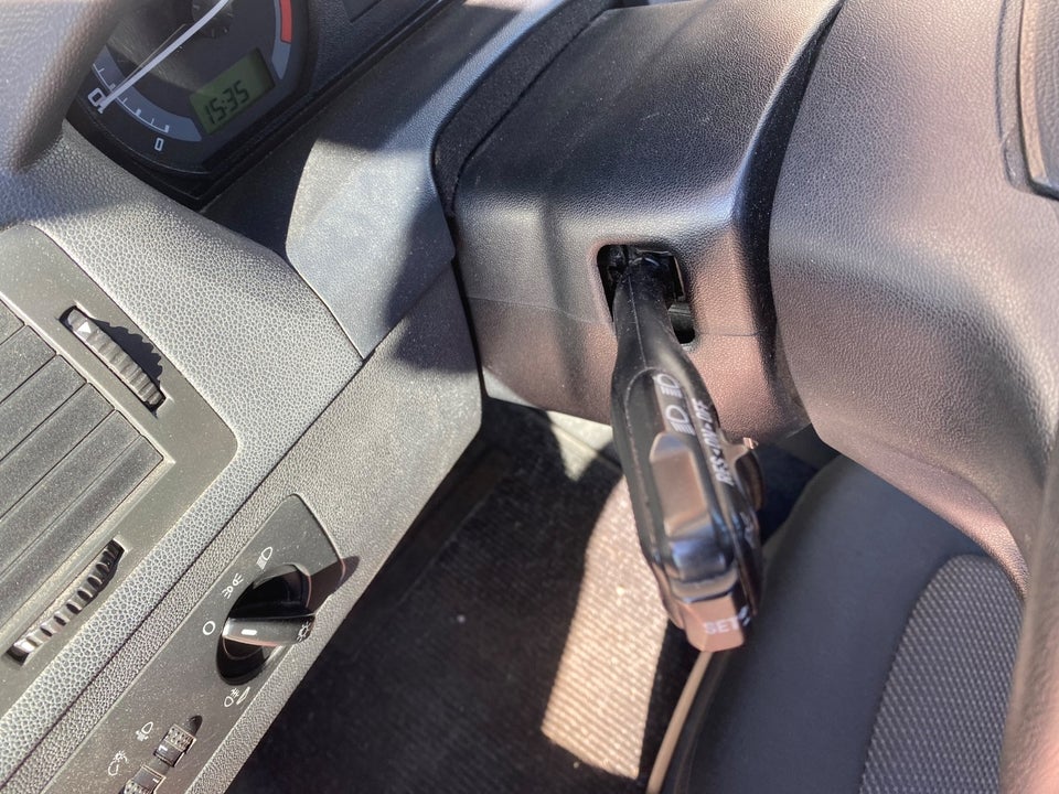 Skoda Fabia 1,4 16V 75 Ambiente Combi 5d