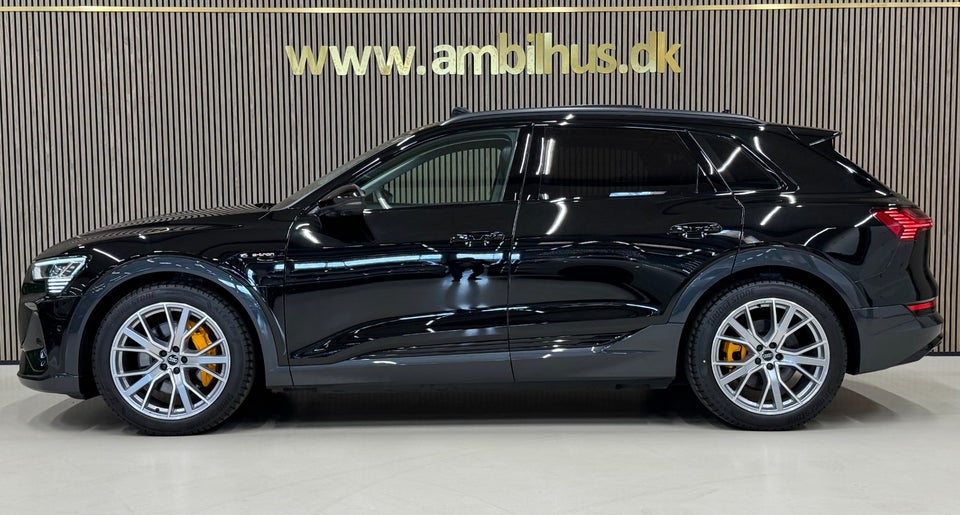Audi e-tron 55 S-line quattro 5d