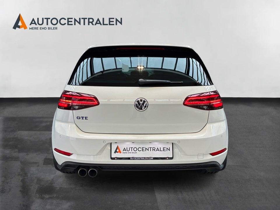 VW Golf VII 1,4 GTE DSG 5d