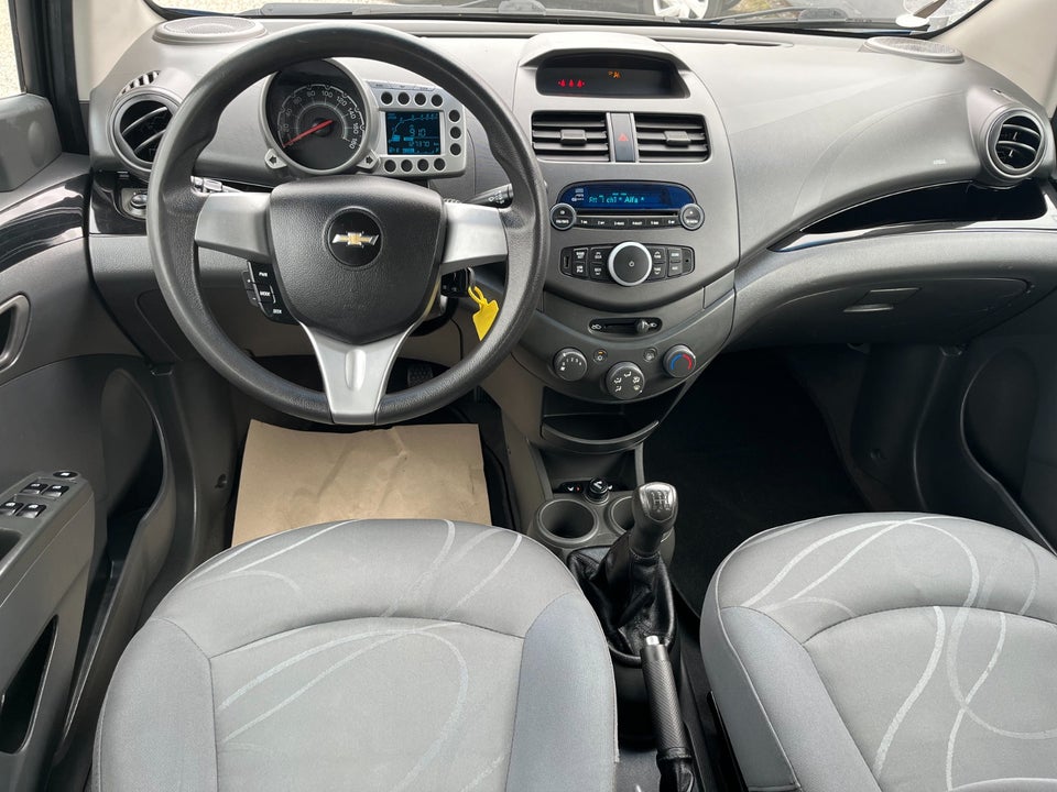 Chevrolet Spark 1,0 LS 5d