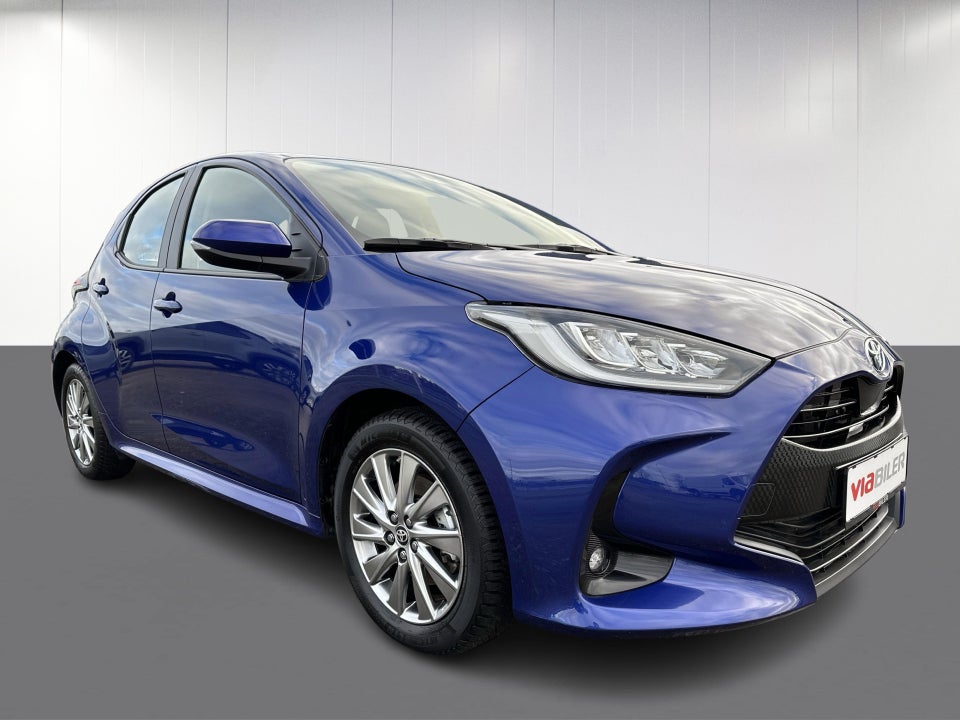 Toyota Yaris 1,5 Hybrid Active Tech e-CVT 5d