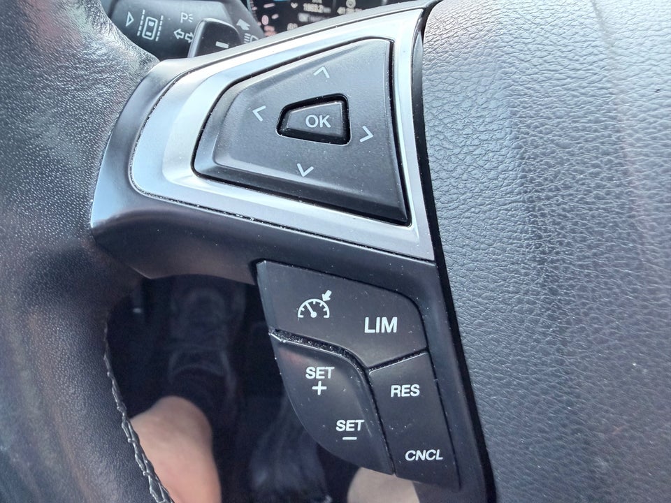 Ford Mondeo 2,0 TDCi 150 Titanium aut. 5d