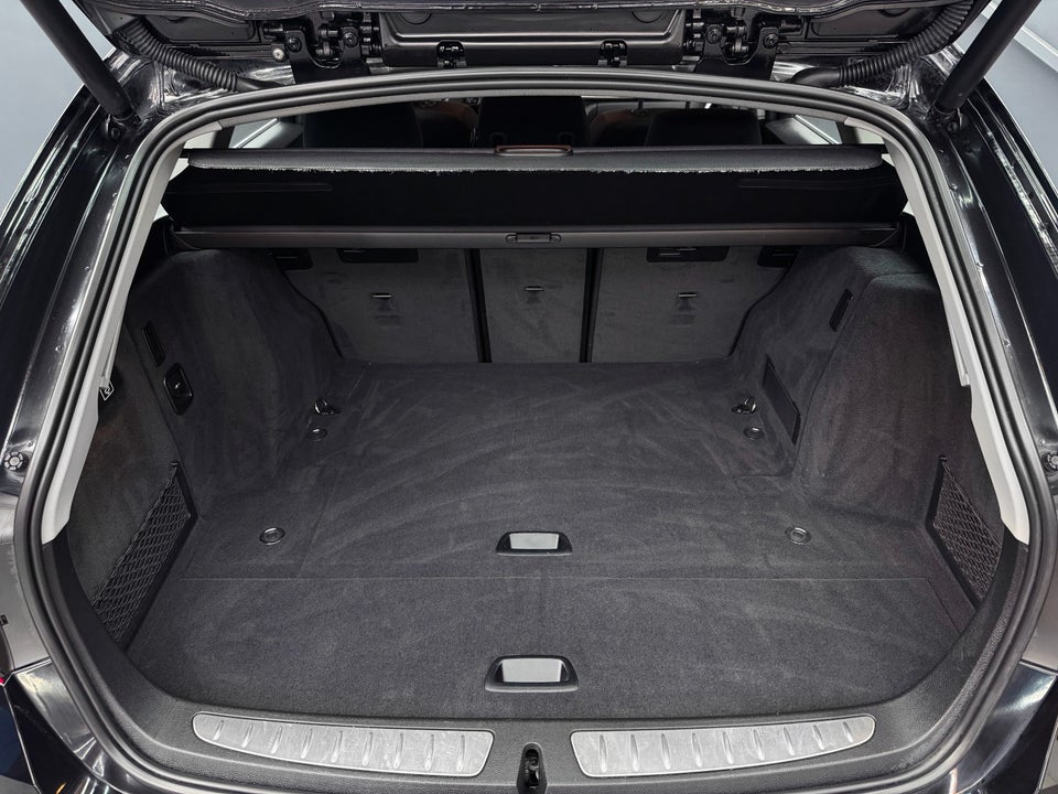 BMW 320d 2,0 Touring Advantage aut. 5d