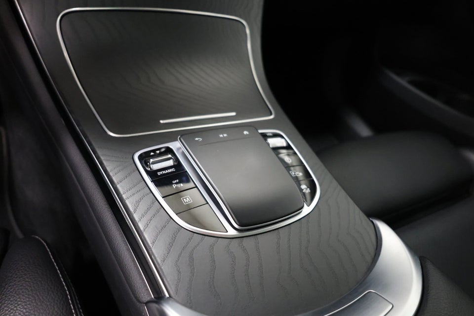 Mercedes GLC300 de 2,0 aut. 4Matic 5d