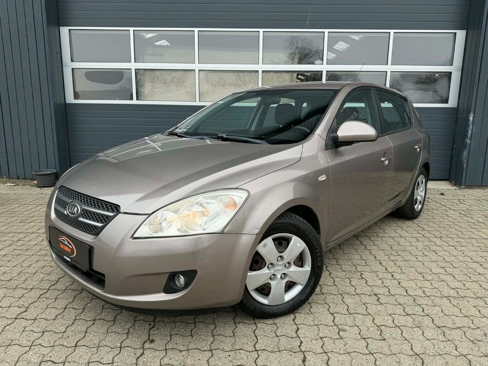 Kia Ceed 1,4 CVVT Active 5d