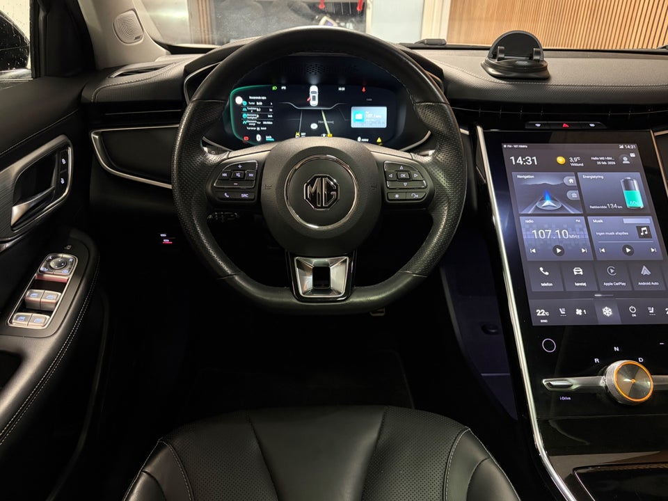 MG Marvel R Performance 5d