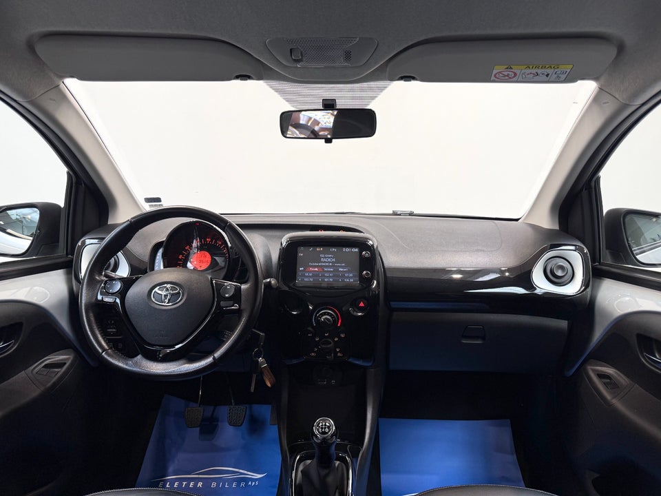 Toyota Aygo 1,0 VVT-i x-cellence 5d