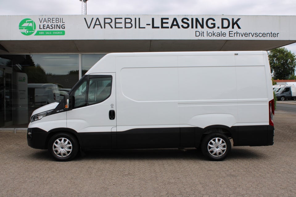 Iveco Daily 3,0 35C17 12m³ Van