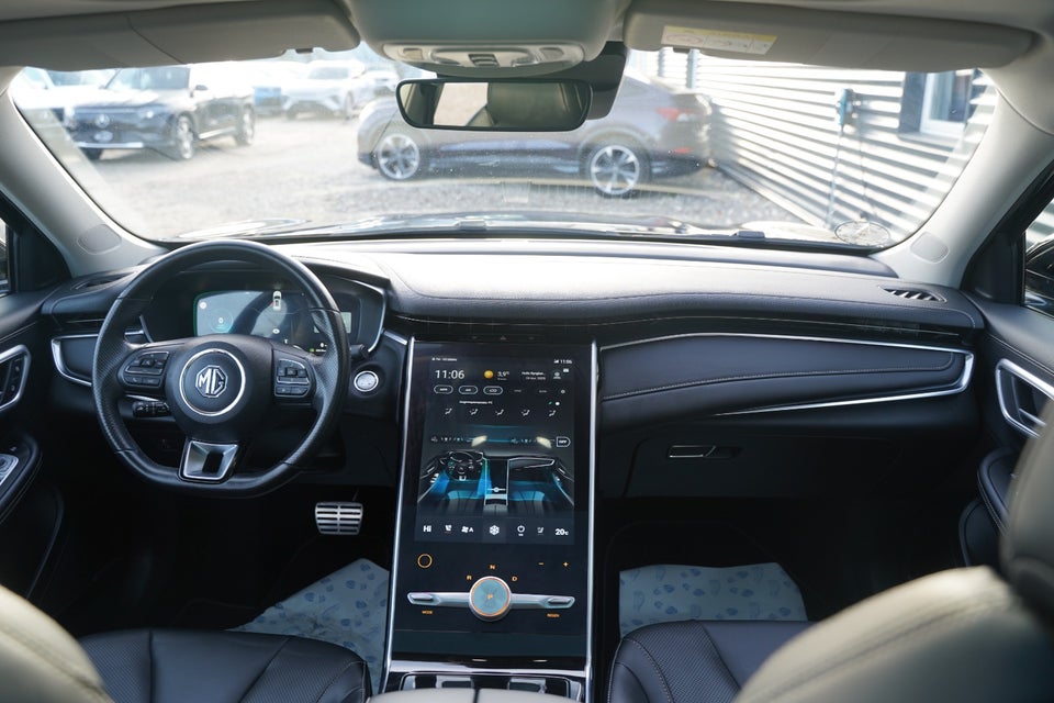 MG Marvel R Luxury 5d